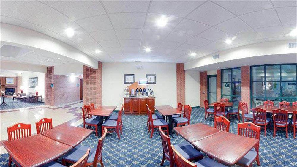 Holiday Inn Express Cambridge By Ihg Екстер'єр фото