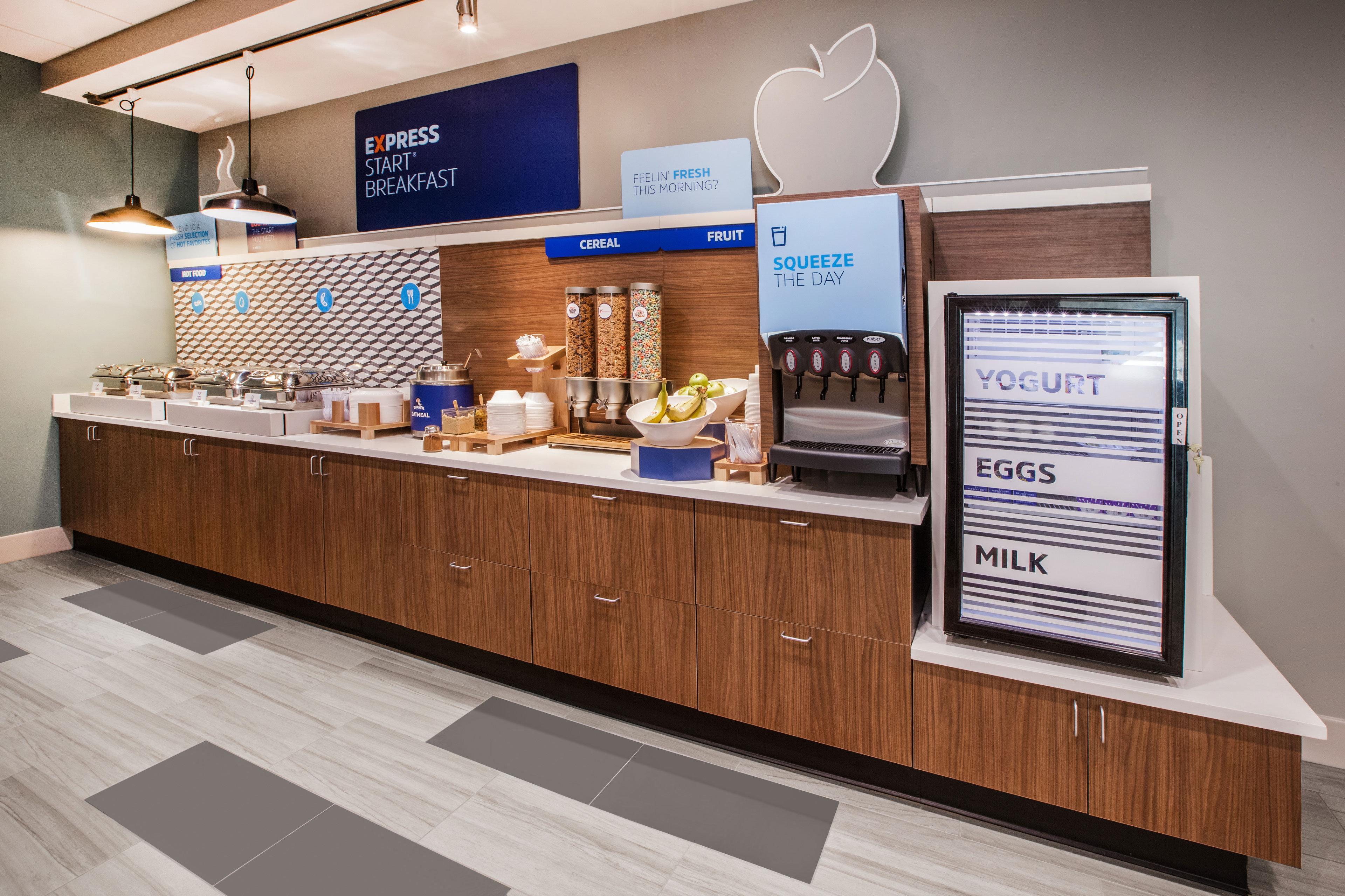 Holiday Inn Express Cambridge By Ihg Екстер'єр фото