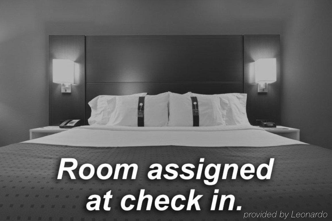 Holiday Inn Express Cambridge By Ihg Екстер'єр фото